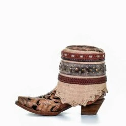 Corral Boots Women's Corral Western Boots Handcrafted Cognac -Corral Boots Store 5 3106551c 3ce1 46ee 853f 4588810d1206